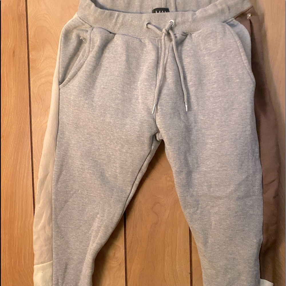 Boohoo Man color blocked Small Joggers